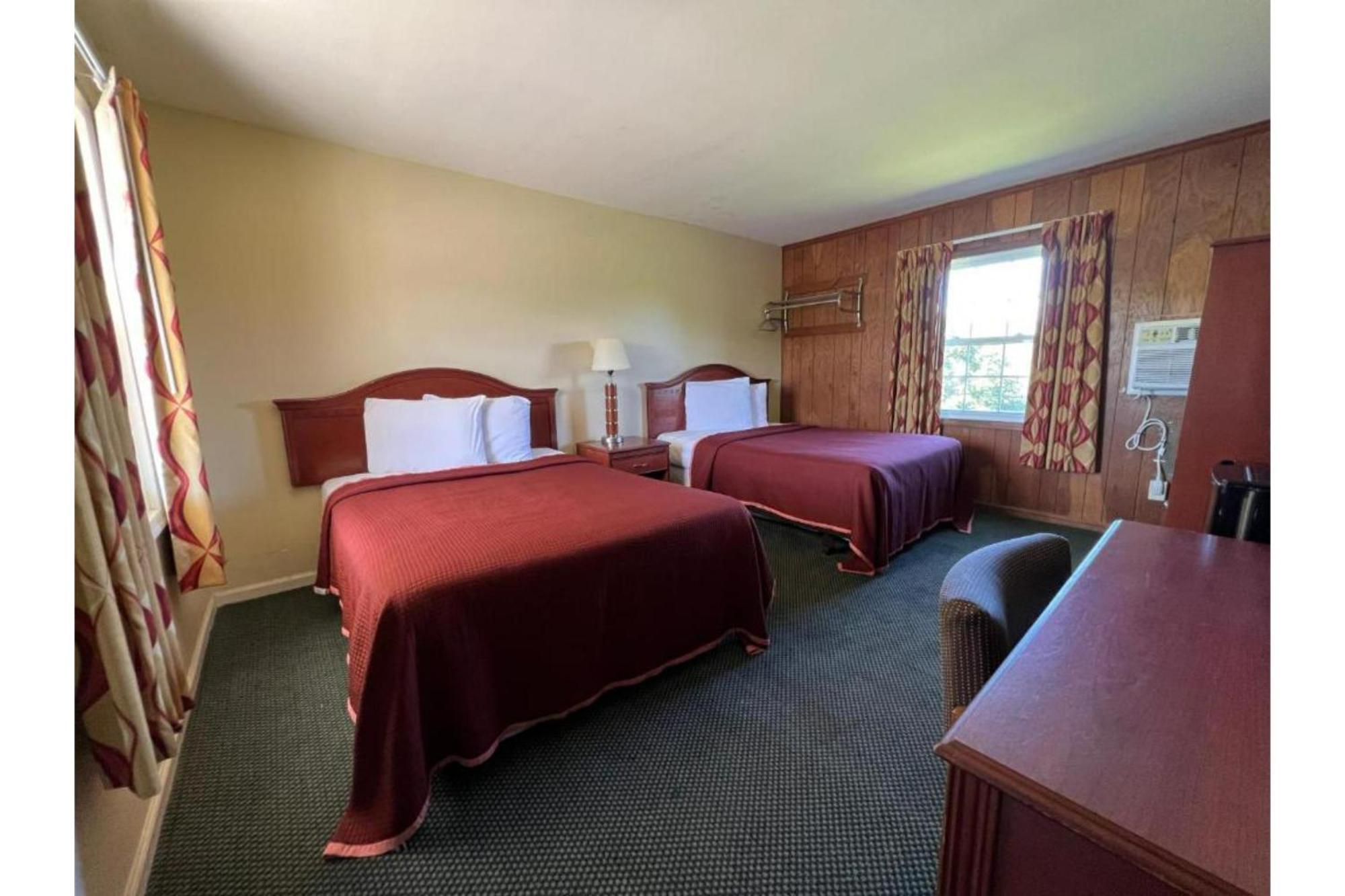 Relax Inn By Oyo Natural Bridge I-81 Eksteriør billede